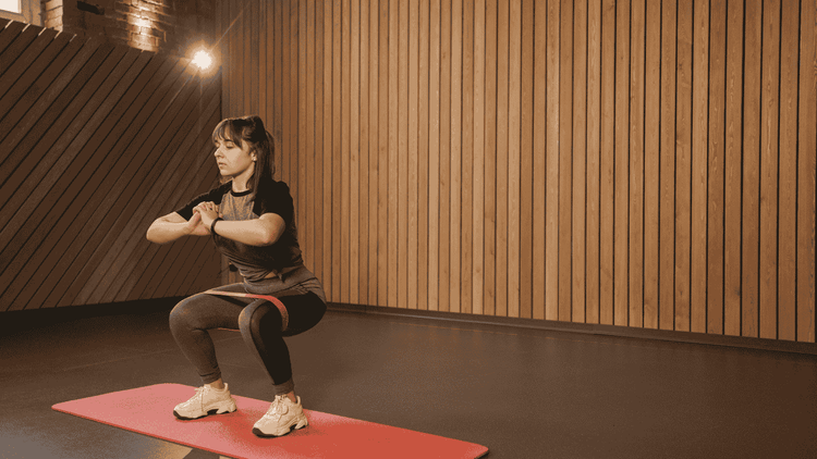 10 Hip Mobility Exercises for Better Squats – BackSavvy™